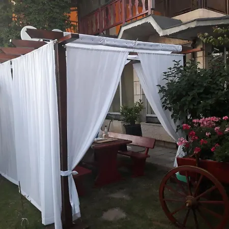 Semesterbostad градина *